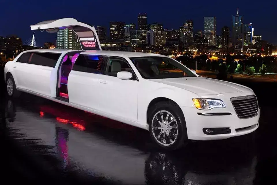 Limousine Service to Tampa Airport